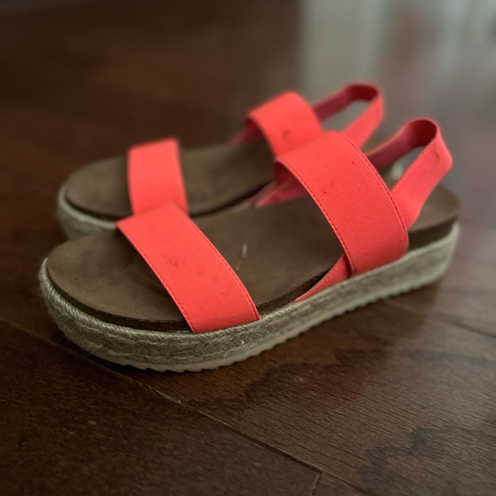 Madden Girl Pink elastic espadrille wedge sandals size 8